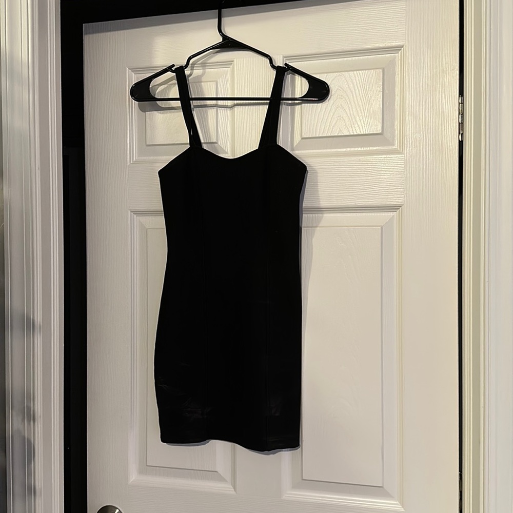 Black bodycon dress. Small